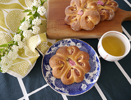 2022年4月のイーストクラスのメニュー